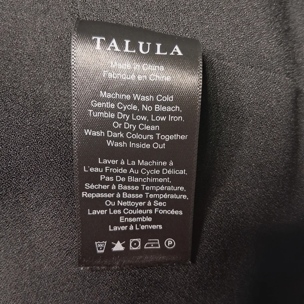 4/20$ ➡️ Talula Midnight Black Top - Picture 4 of 4